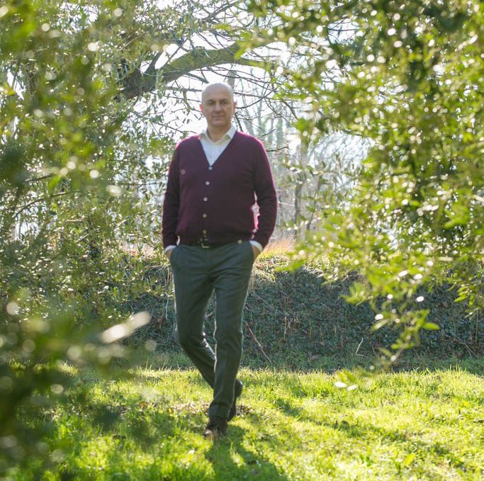 ritratto di Alessandro Rossi ideatore del progetto Terra Aqua. Scopri l'origine e il gusto della frutta italiana